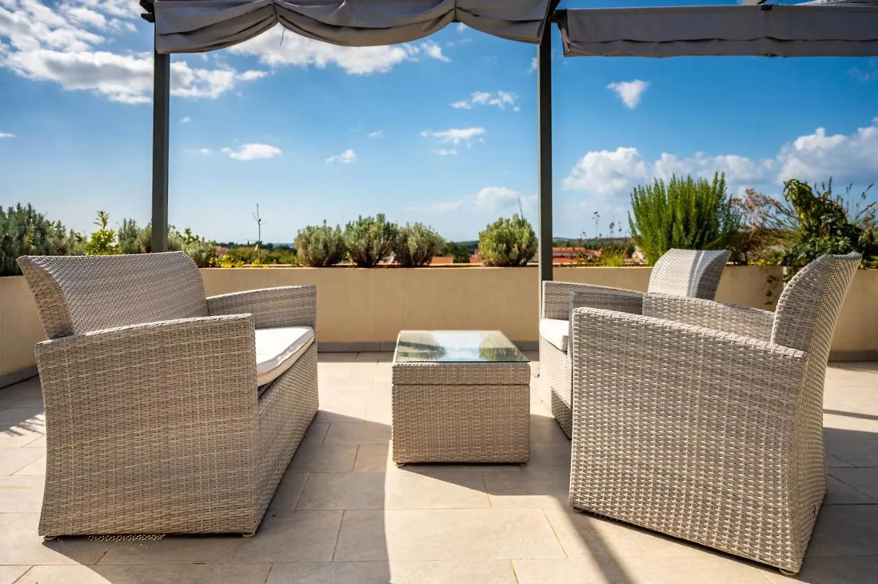 Penthouse Fravita Medulin Apartment